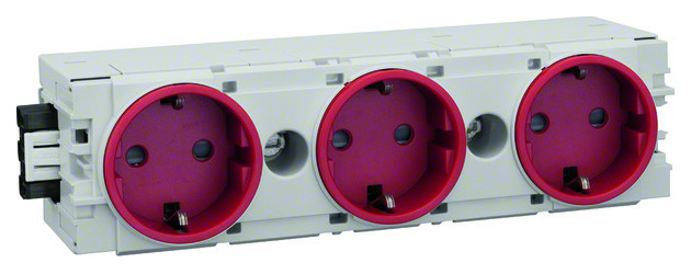 GS30003020 Steckdose 3-fach C-Profil rot