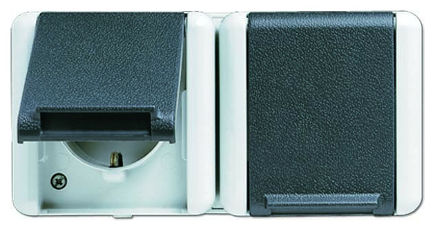 8220 W SCHUKO-ZWEIFACHSTEC