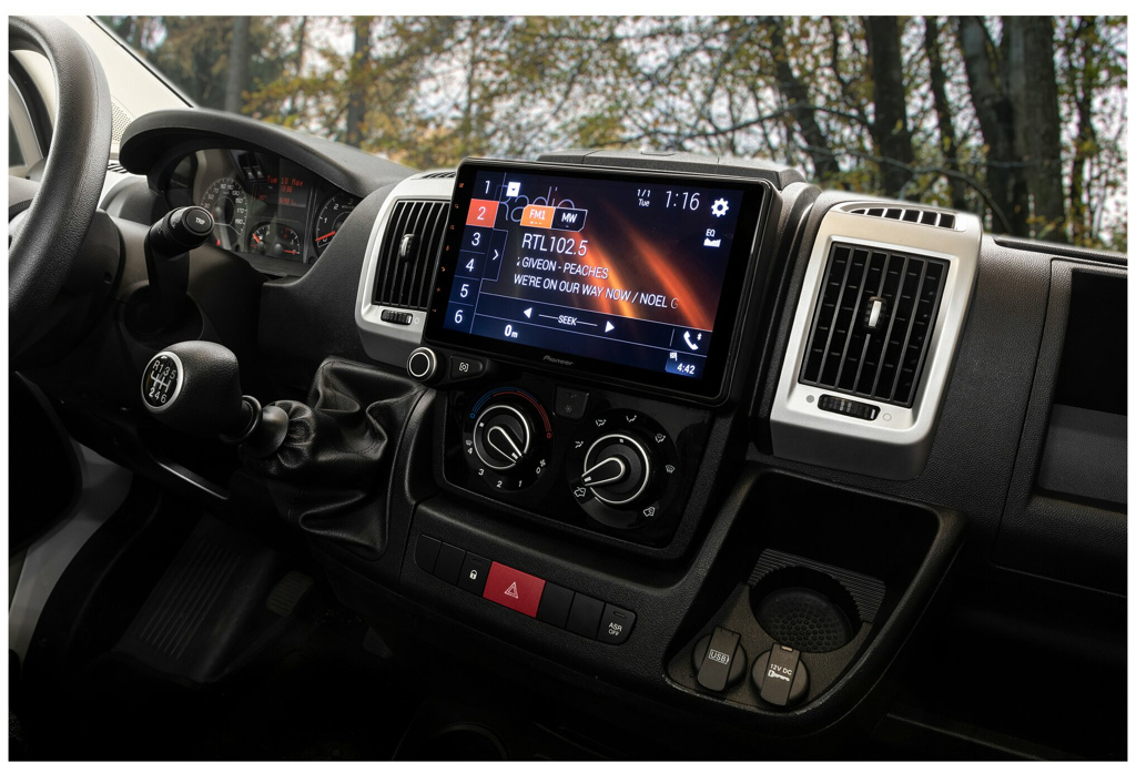Navigationssystem Pioneer AVIC-Z1000DAB-C