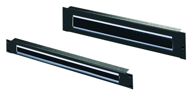 DK 5502.255 Kabeldurchführungs-Panel 1HE