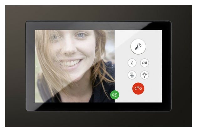 RGE1797580 Wiser Door Panel 7Z. Display