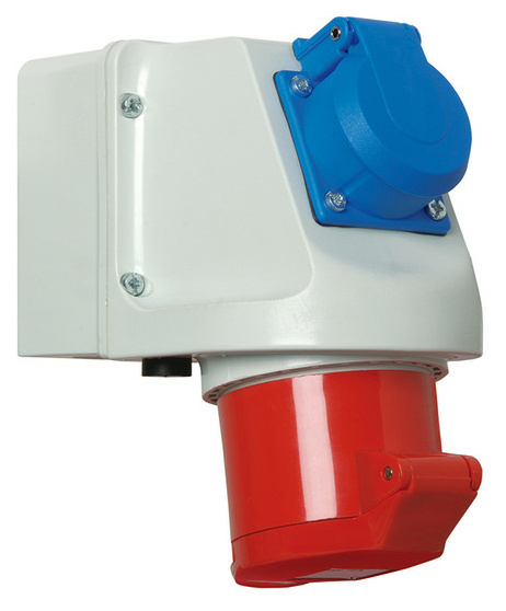 135 Mini-Kombi Wanddose IP44